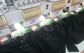 Kilka realizacji haft na ubraniach_16