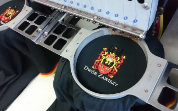 Kilka realizacji haft na ubraniach_4